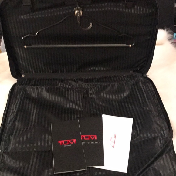 TUMI Carry On Luggage - Picture 6 of 9